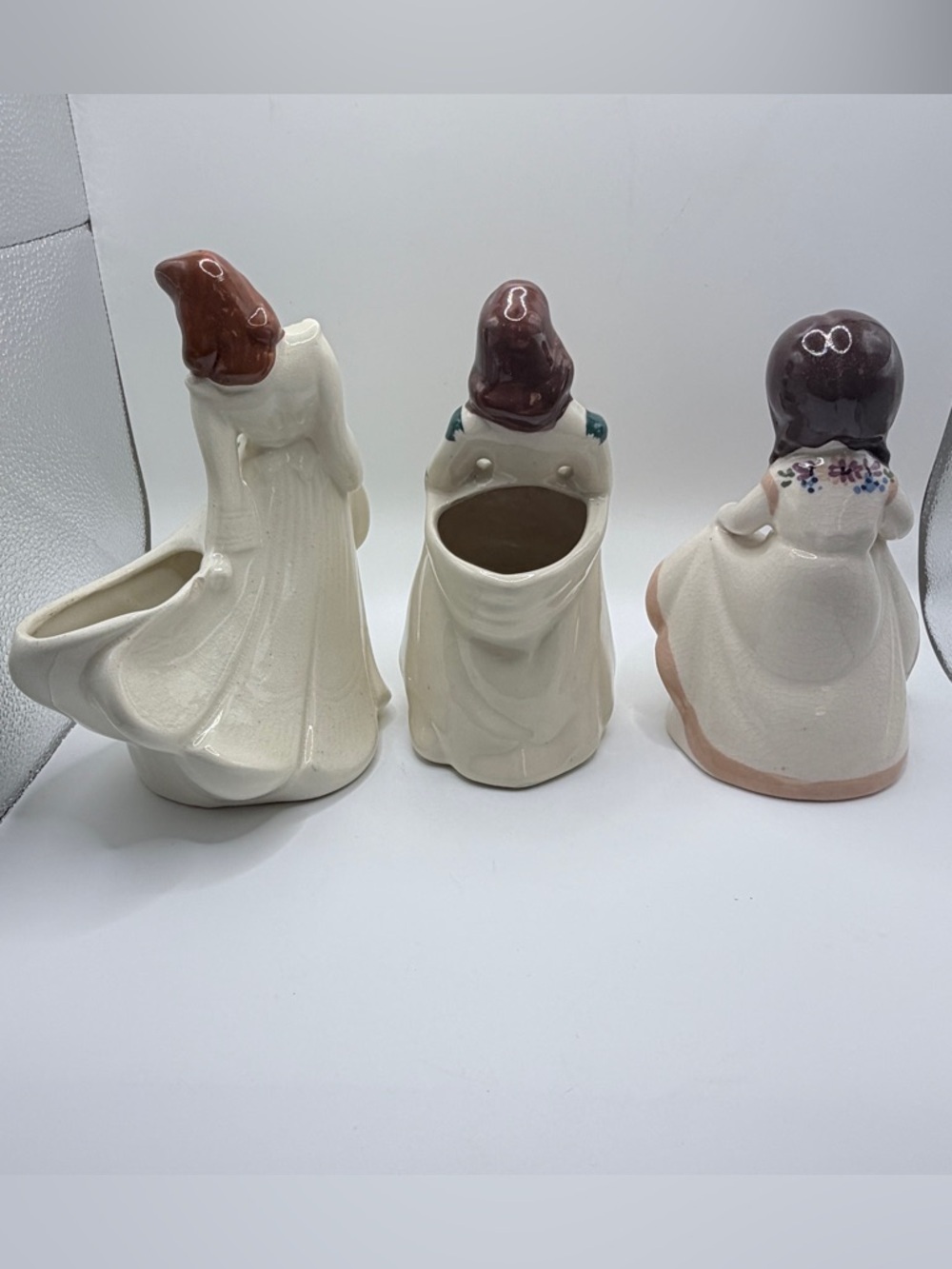 Vintage DeLee Art figural lady planters from the 1940s - Picture 3 of 11